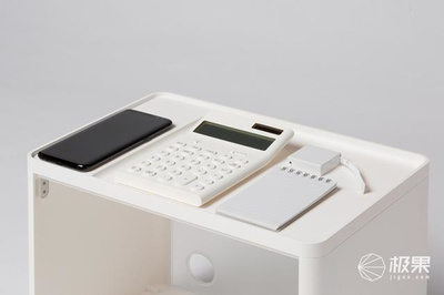 智能辦公新革命 無線充電家具讓蘋果也慌了？